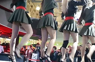 XXX 美しさが揺れるおっぱいと大きなコックとのセックスのうめき声 無料 女性 の ため の エロ 動画