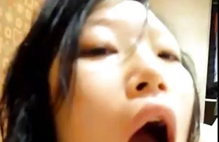 XXX Stepson rams取得お母さんの濡れた滑り濡れにストッキングで寝室 エロ 動画 無理やり