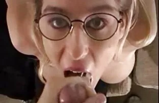 XXX 自家製blowjob hj口腔いつも違う表情を見せてく飲み込みコンmilf厚男ソーセージ 女 の 無料 エロ 動画