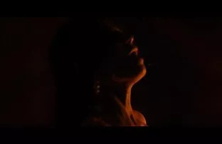 XXX 角質堤防クソとともにstrapon偽コック 女性 の 為 の セックス 動画