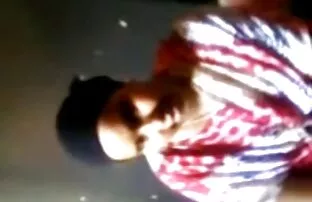XXX 男は女性がクンニリングスの恋人として引っ張ります 女性 の エッチ 動画