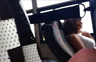 XXX 女の子pissingトイレの前に隠しカメラ 女性 の 為 の h 動画