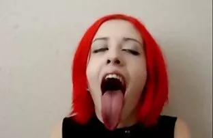 XXX 祖母は彼女の夫と娘の背中に彼女の孫と寝ました。 女 用 エロ 動画