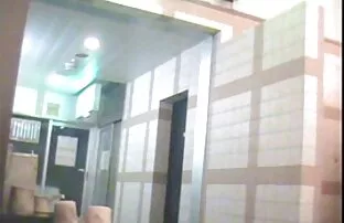 XXX 私たちのためにポーズをとるボリー蜂蜜 女性 用 エロ ビデオ
