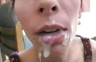 XXX ノームと小人は、倒錯した夫の前で女性を性交する。 動画 セックス 女性
